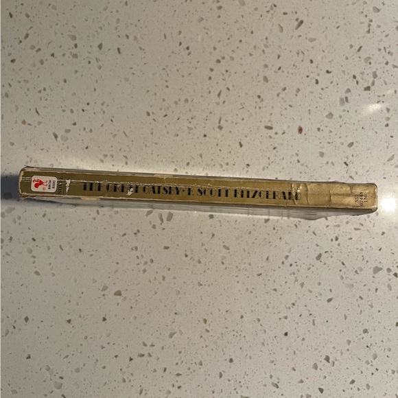 The Great Gatsby by F. Scott Fitzgerald - Picture 4 of 4